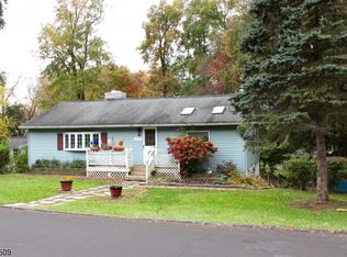 6 Cottonwood Ct, Stockholm, NJ 07460