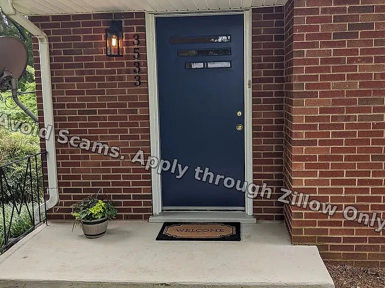 3533 Richards Blvd — Photo 3