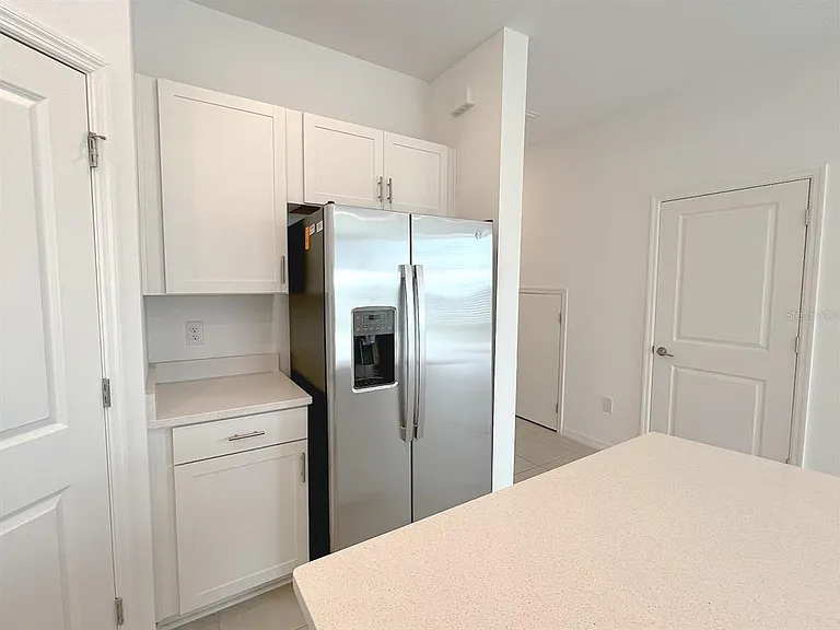 11832 Glenside Ter — Photo 6