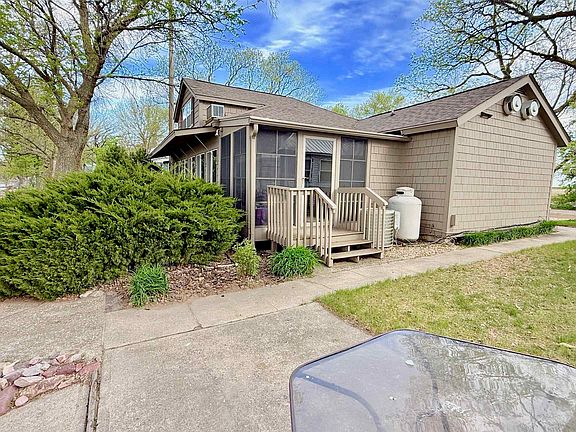 2nd image of 24741 McClelland Dr