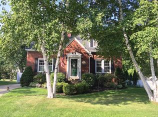 738 Saint Clair Ave, Erie, PA 16505