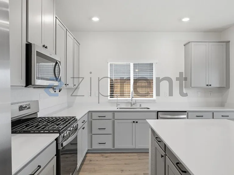 1772 Amazonite Dr — Photo 10