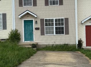 3717 Trent Cir, Lexington, KY 40517
