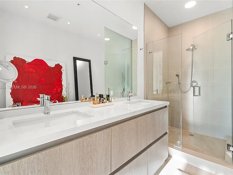 3156 SW 27th Ave #202 — Photo 11