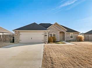 316 N Otoe St, Farmington, AR 72730