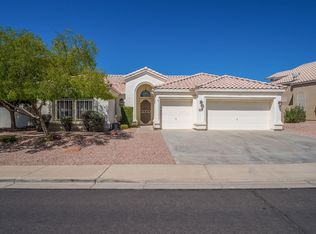 6522 E Regina St, Mesa, AZ 85215