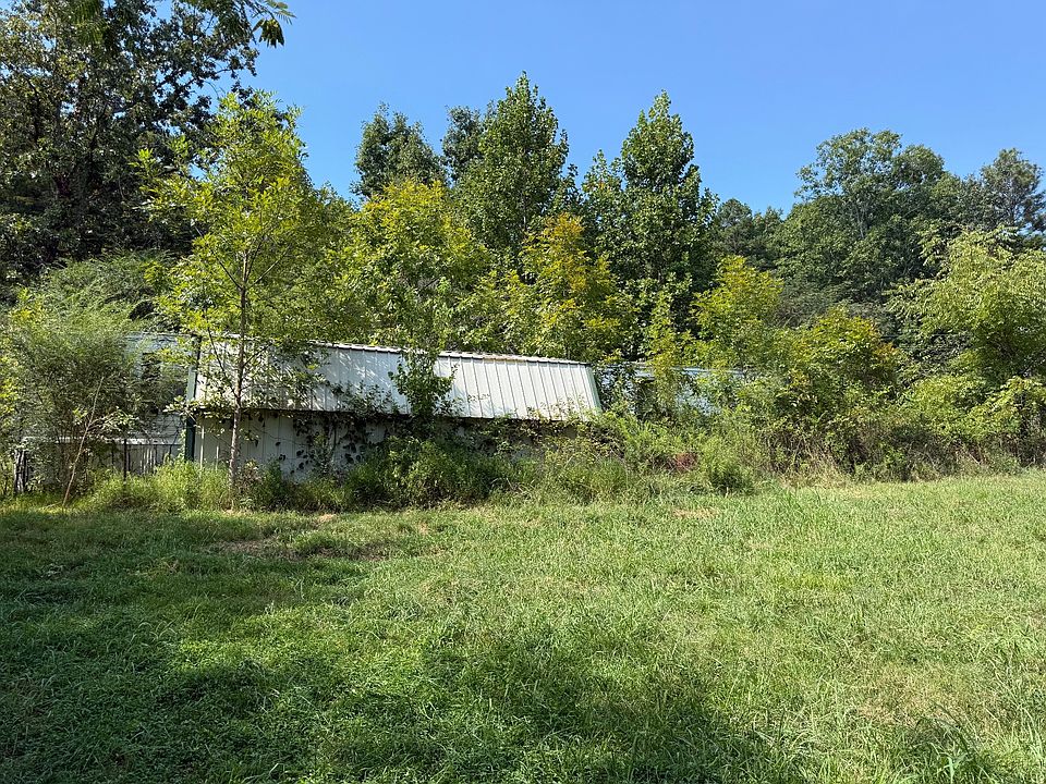 1st image of 945 White Oak Rd NW