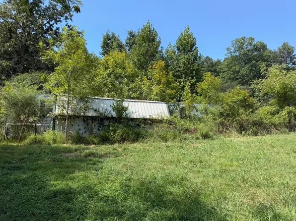 945 White Oak Rd NW, Cleveland, TN 37312