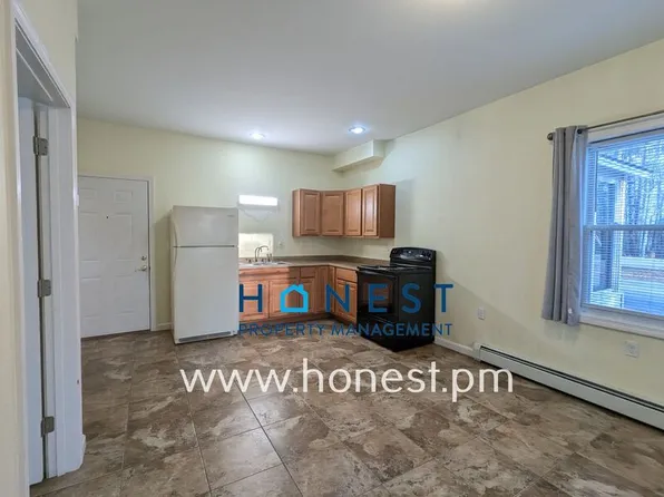 1635 Lewiston Rd, Litchfield, ME