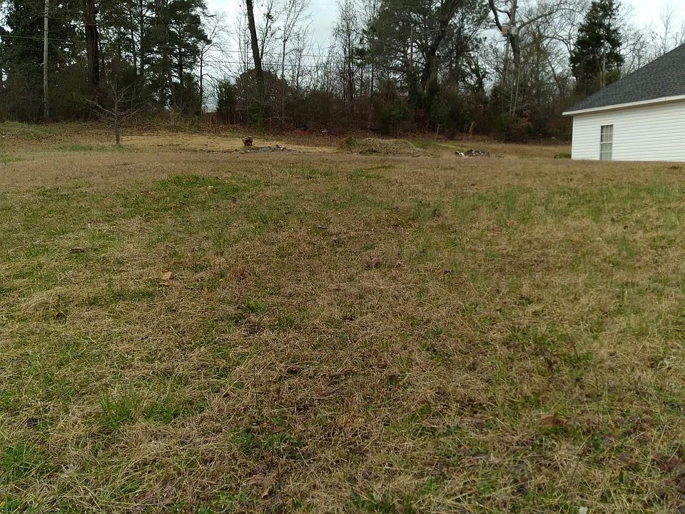 2nd image of 300 Ridge Ave #15-16