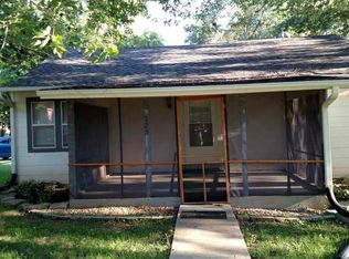 125 New Jersey Ave, Holton, KS 66436
