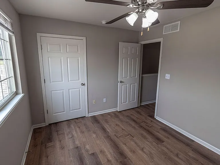 4016 Snowy Owl Dr — Photo 29