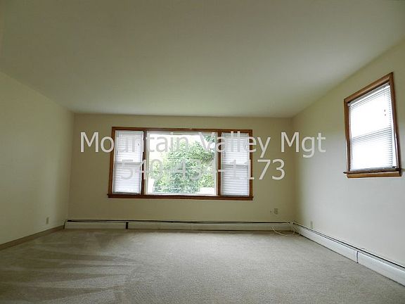3rd image of 5827 Gospel St