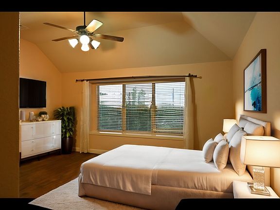 2nd image of 2303 Holder Dr