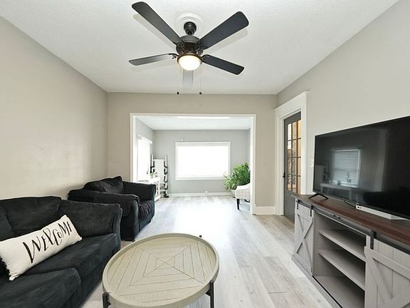 4th image of 211 Sheffield Ave Floor 1