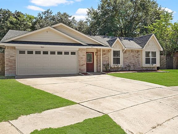 3rd image of 22103 Lakeland Gardens Court