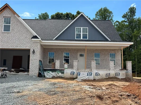 211 Cool Run, Lexington, NC 27295