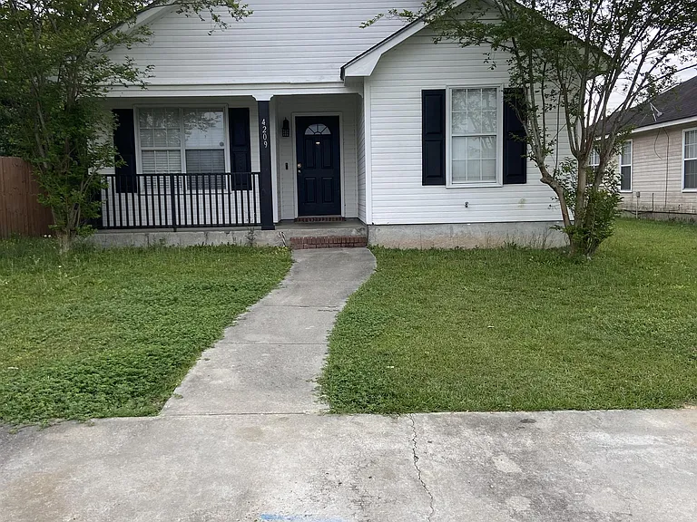 4209 Abingdon Ct — Photo 1