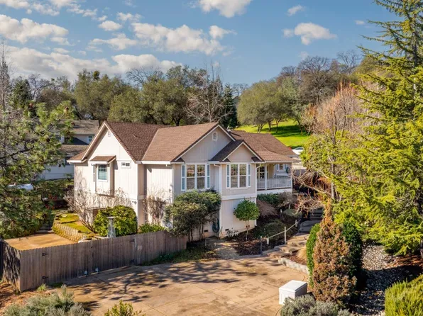 18829 Quartz Ct, Penn Valley, CA 95946