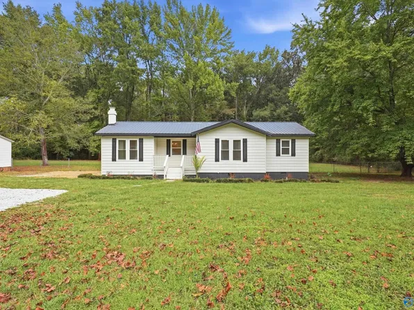 345 Hoover Cir, Toney, AL 35773