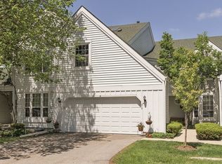 316 Stillwater Ct, Wauconda, IL 60084