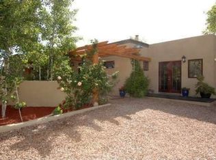 1461 Encina Rd, Santa Fe, NM 87505