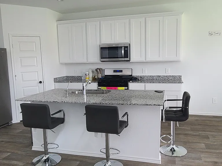 7403 Canyon Stream St — Photo 5