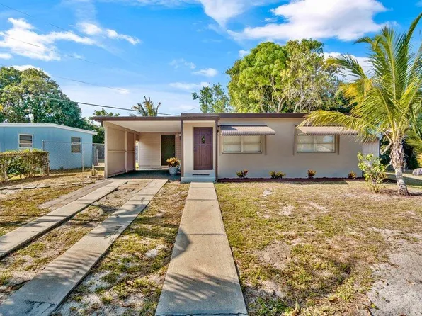 591 Oleander Road, Lake Worth, FL 33462
