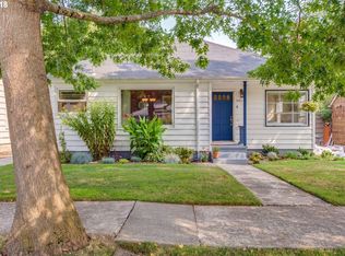 3651 SE Lambert St, Portland, OR 97202