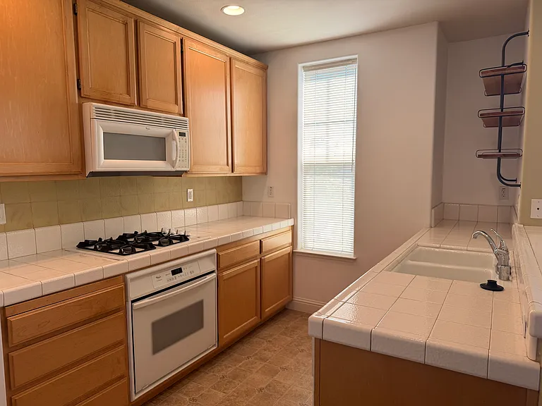 448 Emily Rose Cir — Photo 6