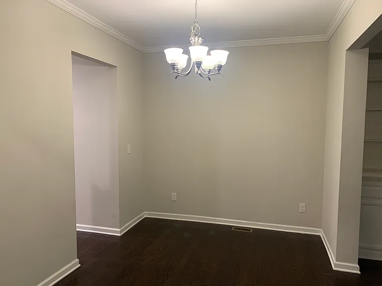 701 Sunset Park Dr — Photo 11