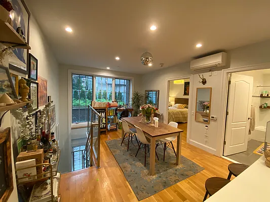 Rented by Grand & Co. | media 1