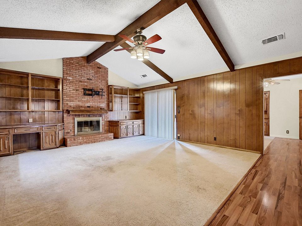 1st image of 2731 Rivercrest Dr