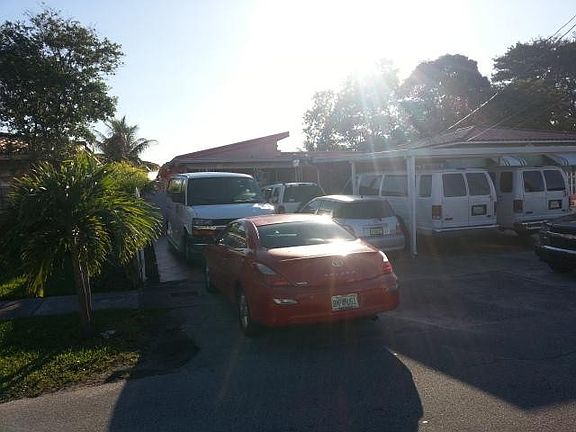 3rd image of 255 NW 60th Ave