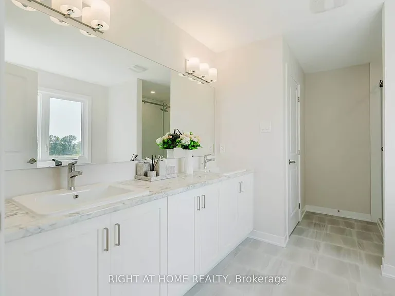 517 Elation Hts — Photo 17