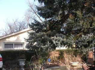 394 Olmsted Rd, Riverside, IL 60546