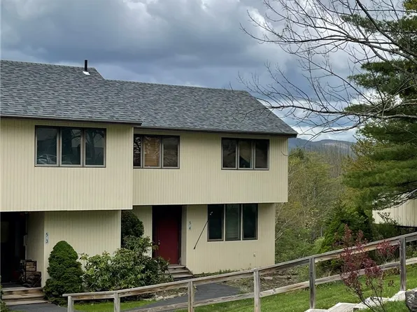 130 Pines Dr #5-4, Roxbury, NY 12474