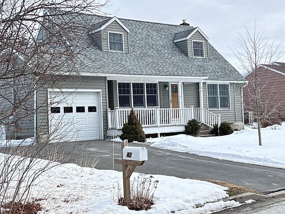 3rd image of 42 Lake Shore Rd