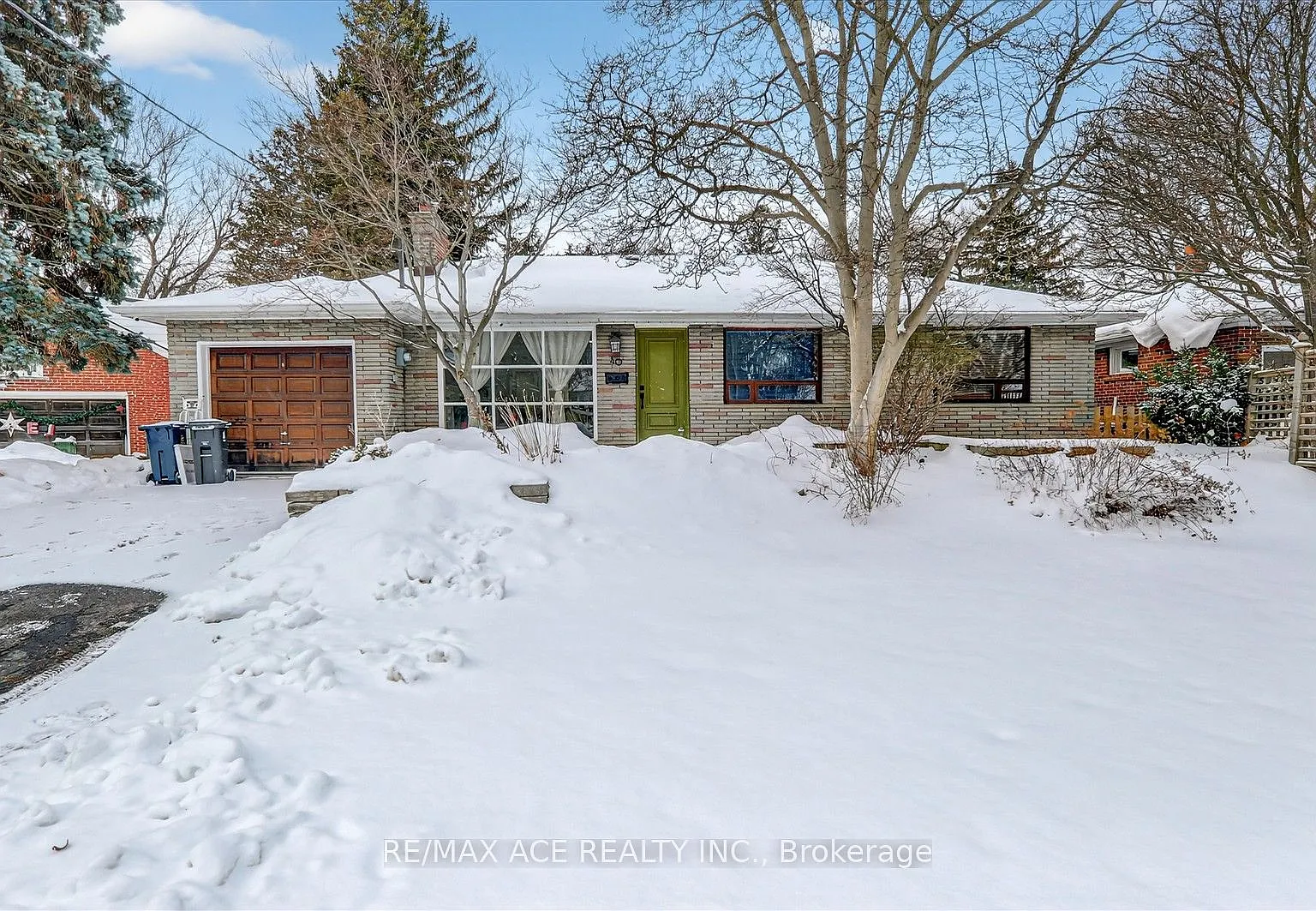 3 bed, $1,795 — Photo 2