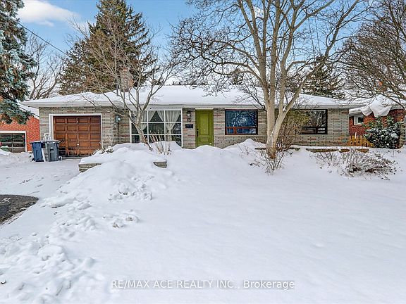 2nd image of 40 Brinloor Blvd #Basement