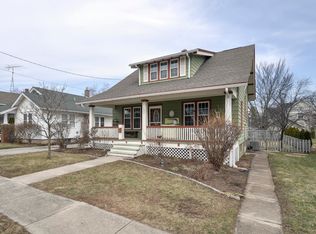 132 W Highland Ave, Burlington, WI 53105