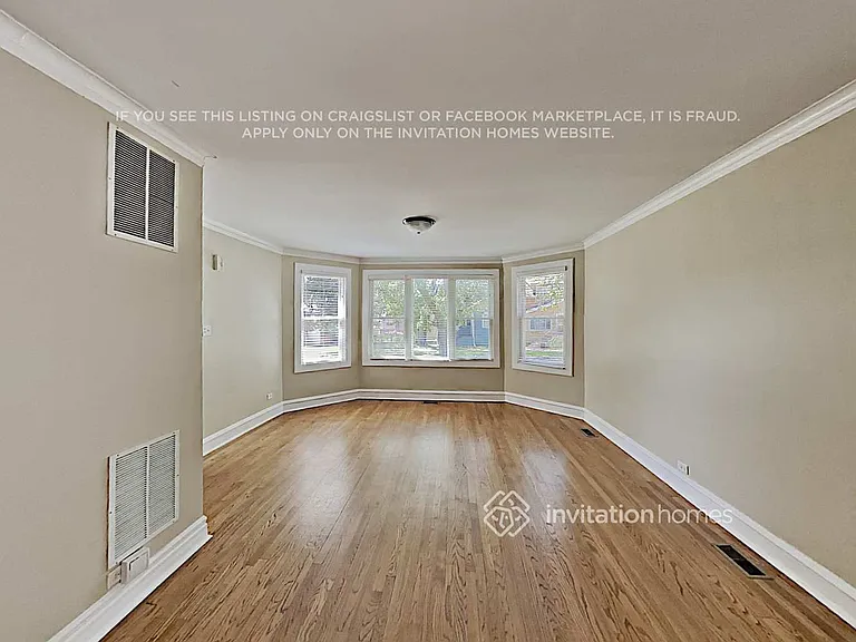 2137 N 75th Ct — Photo 7