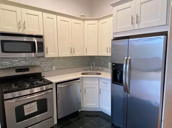 141-43 Northern Boulevard image 1 of 9