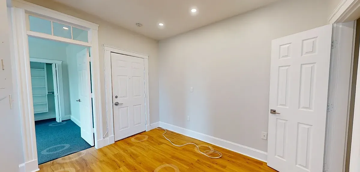Building Photo - 829 Beacon St #5