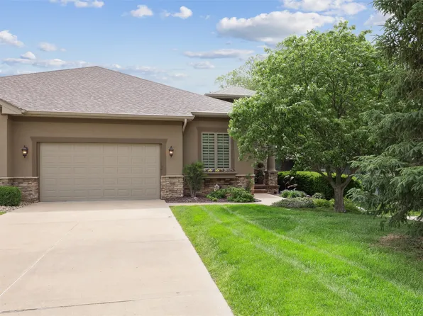 1176 Glen Oaks Dr, West Des Moines, IA 50266
