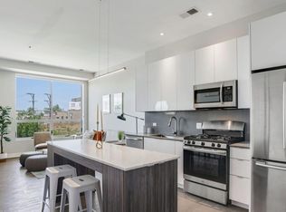 2540 W Armitage Ave #218, Chicago, IL 60647