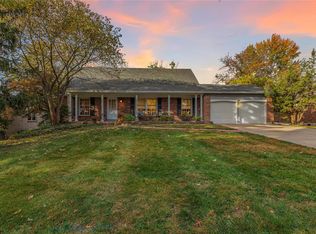 158 Wild Oak Ct, Ballwin, MO 63011