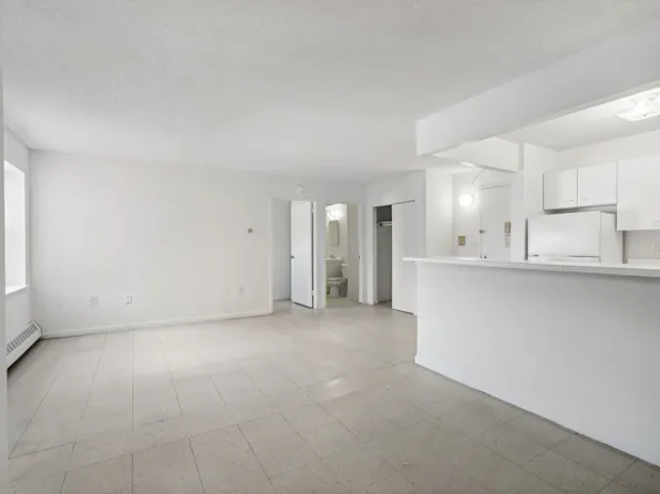 20-16 Seagirt Boulevard image 1 of 12