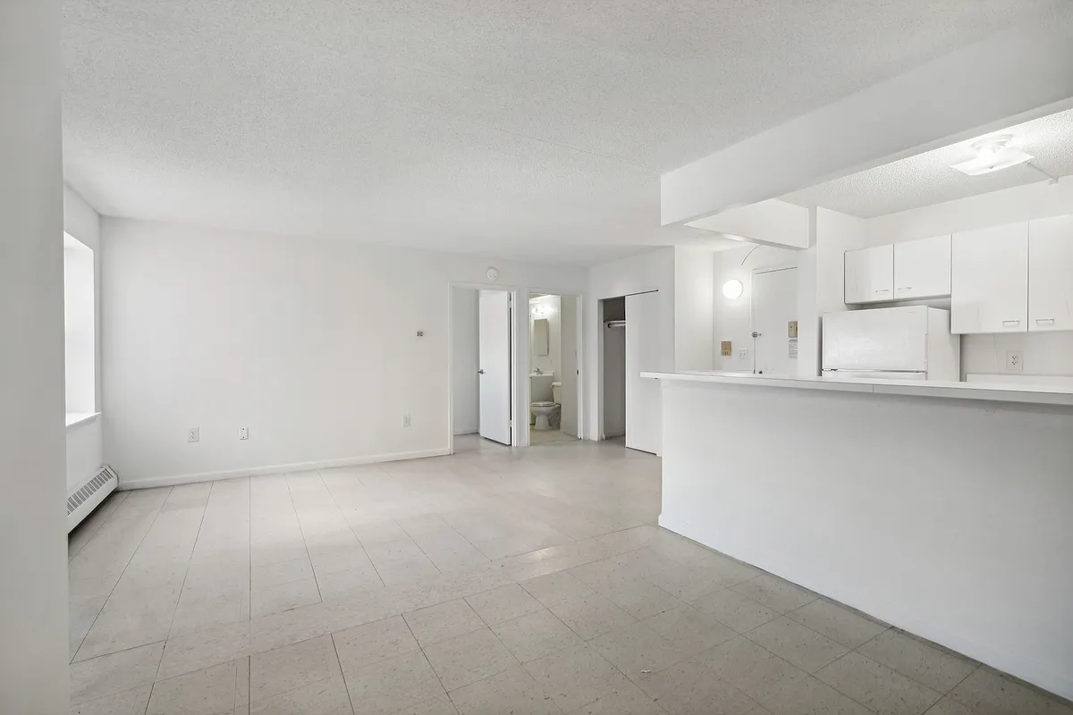 20-16 Seagirt Boulevard 107