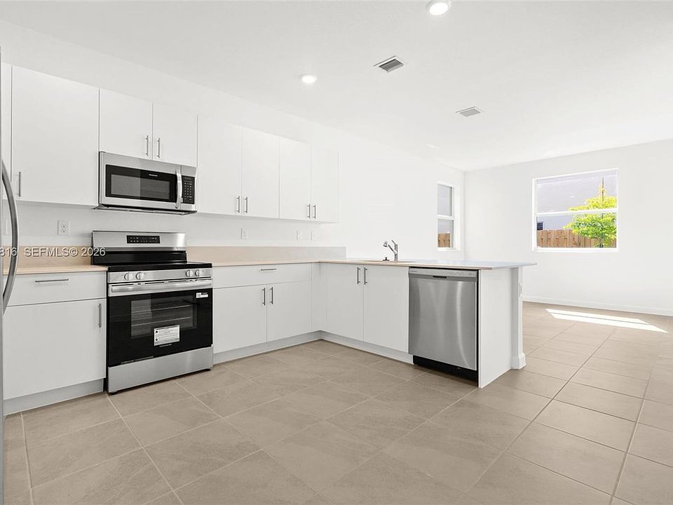 1st image of 2623 SE 25th Ter